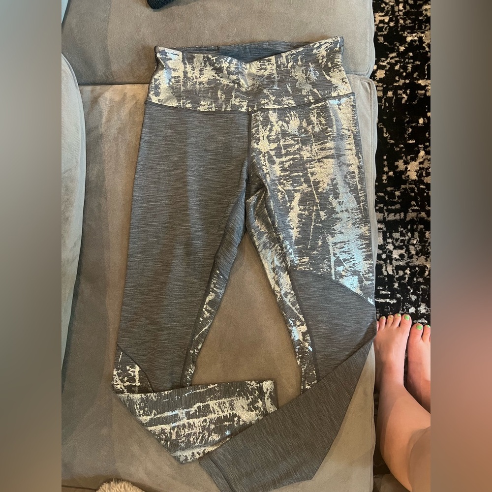 Rare EUC Lululemon Athletica Gray and Silver Leggings